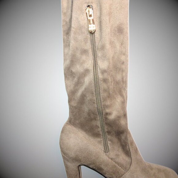 CAPE ROBBINS WOMEN'S SUEDE KHAKI THIGH HIGH BOOTS - SIZE 8 - Picture 2 of 5